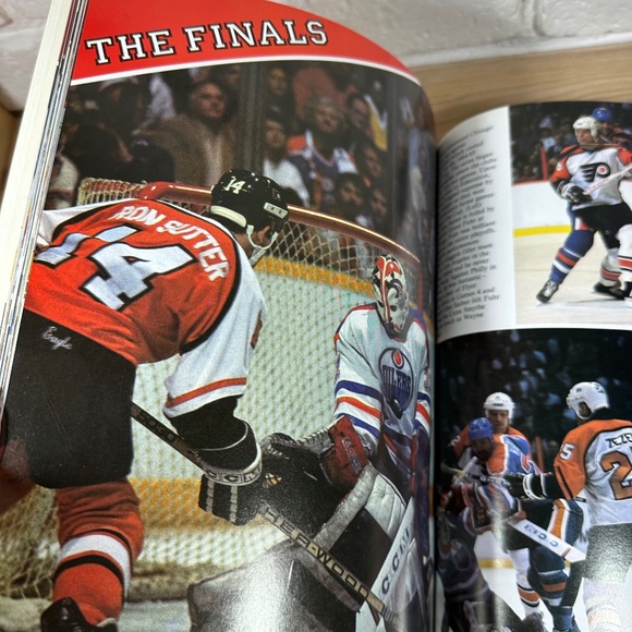 3/$50 Of Sticks and Pucks The Pro Hockey Experience HC - Picture 10 of 11